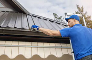 Gutter Cleaning UK (044)